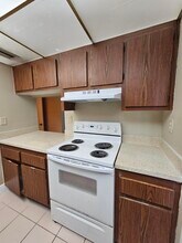 1850 N Congress Ave in West Palm Beach, FL - Foto de edificio - Building Photo