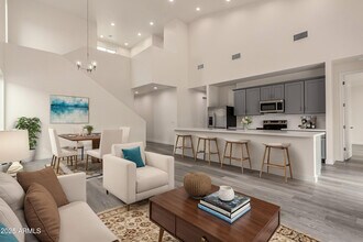 949 E Desert Ln in Phoenix, AZ - Building Photo - Building Photo
