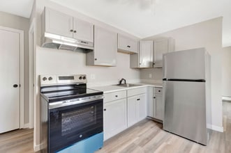 2455 Montana Ave in Cincinnati, OH - Building Photo - Building Photo