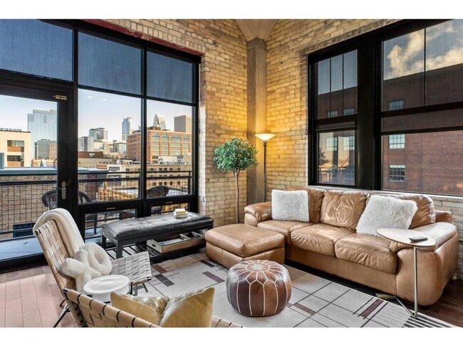 property at 618 N Washington Ave