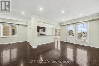 2319 Blue Aster St in Ottawa, ON - Building Photo - Building Photo