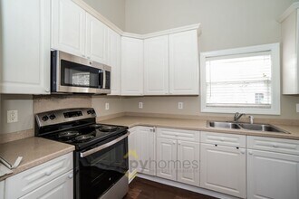 4901 Pineridge Rd in Summerville, SC - Building Photo - Building Photo