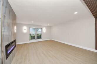 14647 Perthshire Rd in Houston, TX - Building Photo - Building Photo