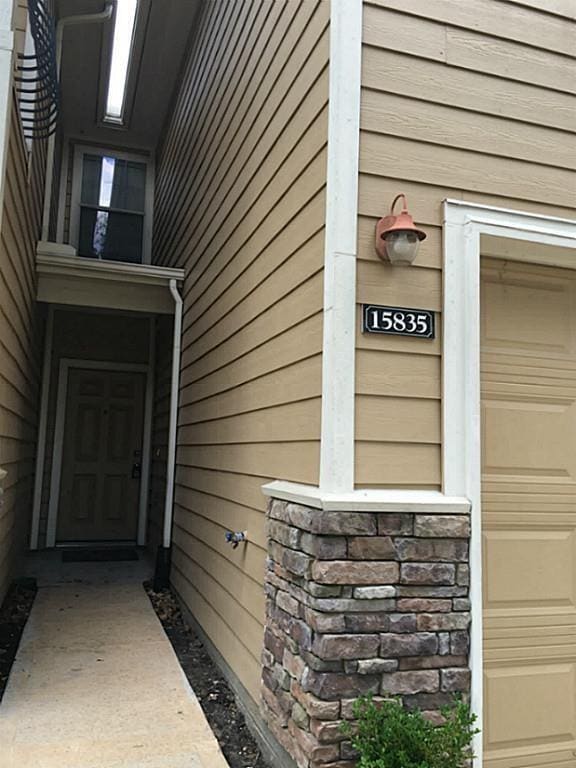 15835 Misty Loch Ln in Houston, TX - Building Photo - Building Photo