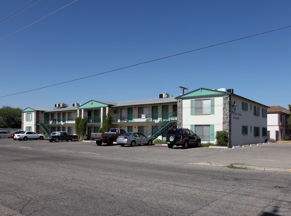 Colonial Villas Apartments in Tucson, AZ - Building Photo