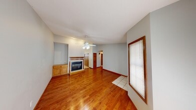 3209 Sequoia Dr in Springfield, IL - Building Photo - Building Photo