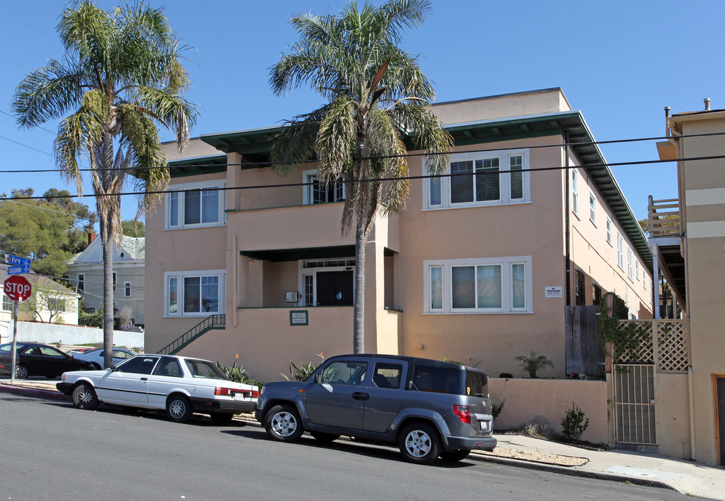 The Ivy Apartments in San Diego, CA - Building Photo