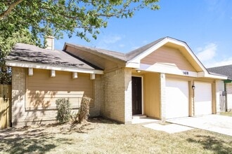 1418 Hunters Park Dr in Missouri City, TX - Building Photo - Building Photo
