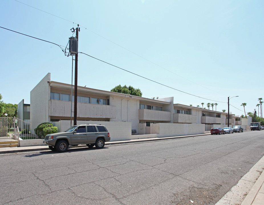 Por Of Flynn Lane Biltmore Condo in Phoenix, AZ - Building Photo