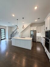 8000 Ingram Dr in Plano, TX - Building Photo - Building Photo