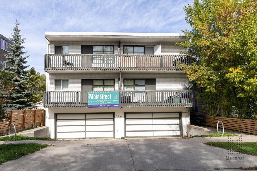 Nessa Manor in Calgary, AB - Building Photo