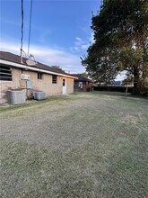 5142 Mt Matterhorn Ave in Marrero, LA - Foto de edificio - Building Photo