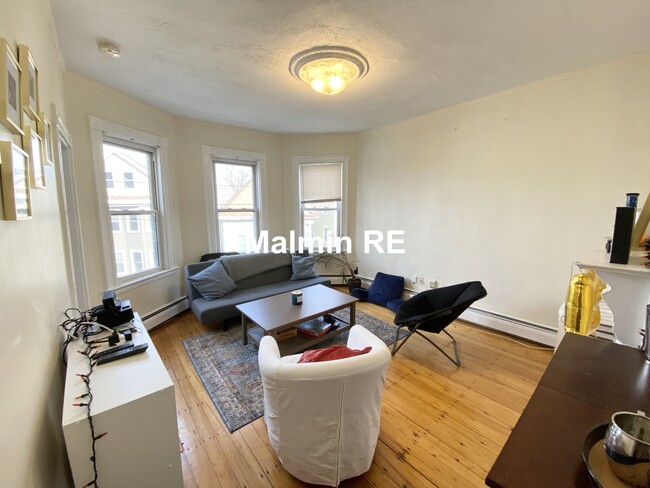 55 Calumet St, Unit 2 in Boston, MA - Building Photo - Building Photo