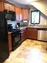 908 E Sherman Ave, Unit 908 E Sherman ave in Coeur d'Alene, ID - Building Photo - Building Photo