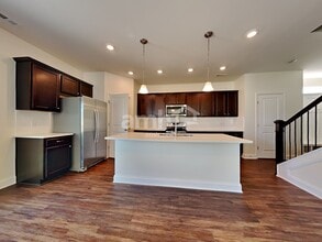 5236 Valor Dr in Murfreesboro, TN - Foto de edificio - Building Photo