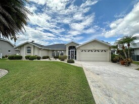 2169 Onondaga Ln in Punta Gorda, FL - Building Photo
