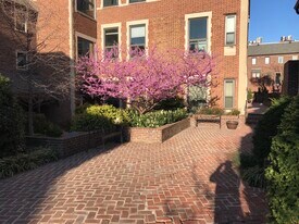 1715 15th St NW, Unit 204 in Washington, DC - Building Photo