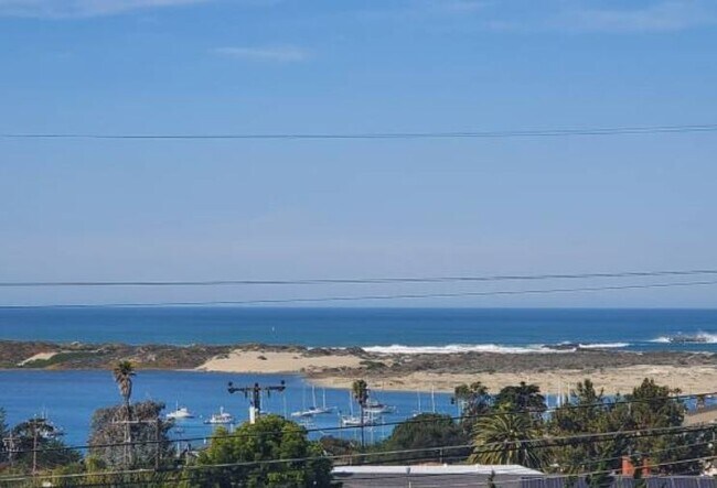 190 Bradley Ave in Morro Bay, CA - Building Photo - Building Photo