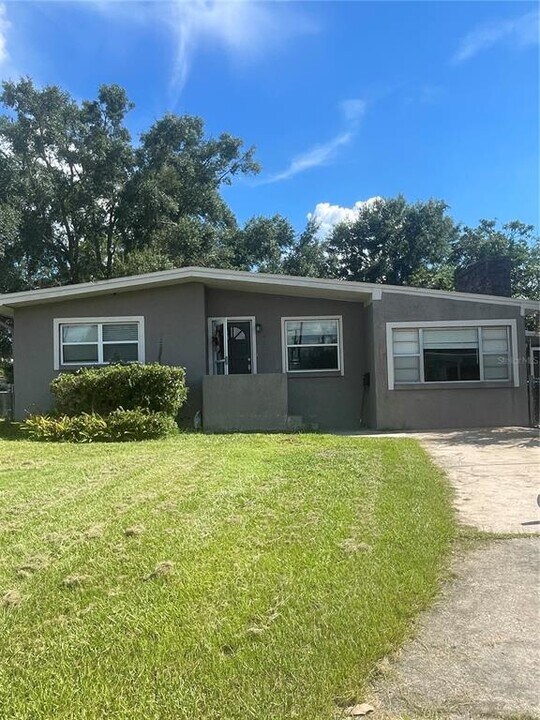 4200 Kildaire Ave in Orlando, FL - Building Photo