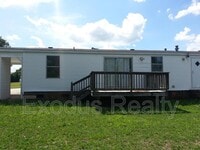 100 Forest Manor Dr photo'