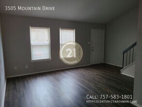 3505 Mountain Dr in Virginia Beach, VA - Building Photo - Building Photo