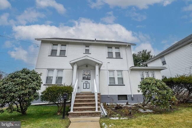 2612 Olyphant Ave in Scranton, PA - Building Photo - Building Photo