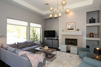 22448 N 77th Way in Scottsdale, AZ - Building Photo - Building Photo