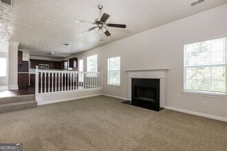 7812 Bell Tower Ln in Fairburn, GA - Building Photo - Building Photo