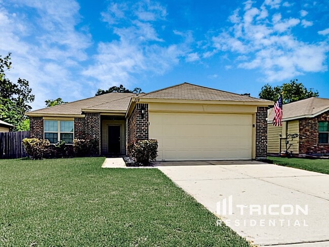 110 N Golden Oak Dr in Texas City, TX - Building Photo - Building Photo