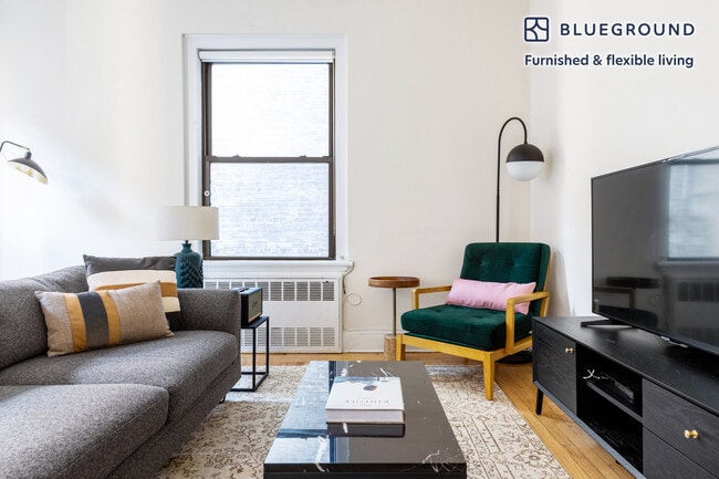 952 5th Ave in New York, NY - Building Photo - Building Photo