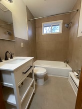 616 Ivy Ave E in St. Paul, MN - Building Photo - Building Photo