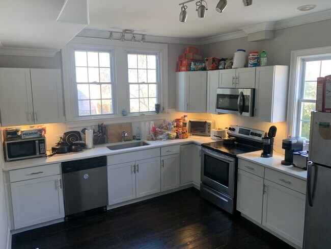 property at 1475 Skippack Barn