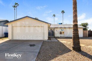 1941 W Portobello Ave in Mesa, AZ - Building Photo