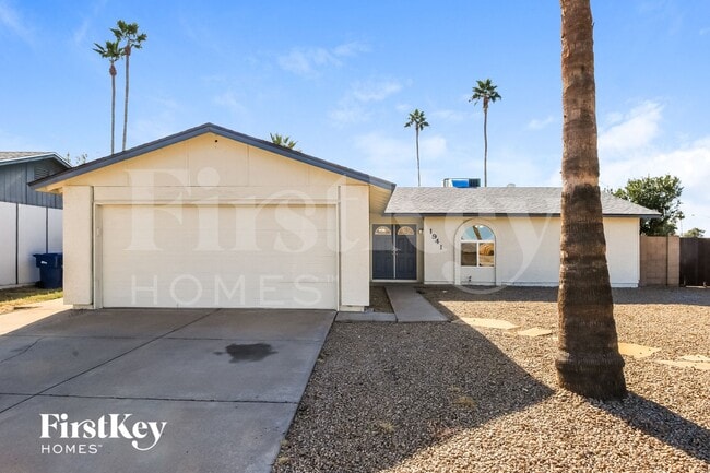 property at 1941 W Portobello Ave