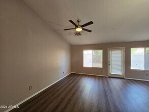 27 N Pueblo St in Gilbert, AZ - Building Photo - Building Photo