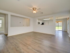 251 Beech Dr in Kyle, TX - Building Photo - Building Photo
