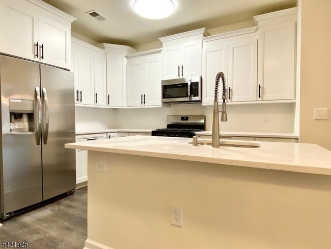 169 Tarrington Rd in Hamburg, NJ - Building Photo - Building Photo