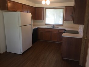 4099 Scenic Dr in Eugene, OR - Building Photo - Building Photo