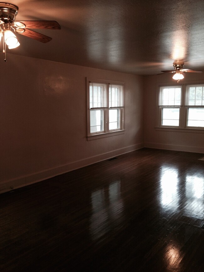 512 S Florence Ave in Springfield, MO - Building Photo - Building Photo