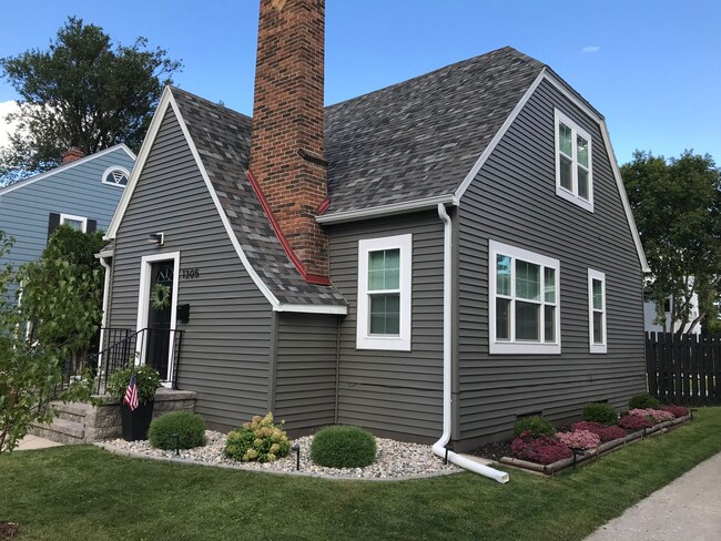 1305 Chestnut St in Grand Forks, ND - Building Photo - Building Photo