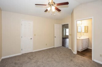 4428 Hounds Run Dr in Matthews, NC - Building Photo - Building Photo