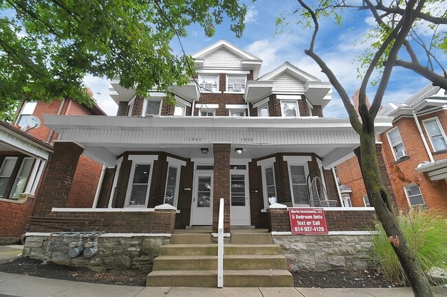 property at 1938 Summit St