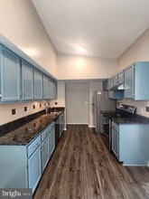 20323 Beaconfield Terrace in Germantown, MD - Building Photo - Building Photo