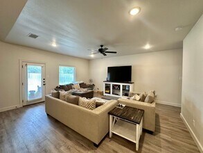 1601 102nd St in Lubbock, TX - Building Photo - Building Photo
