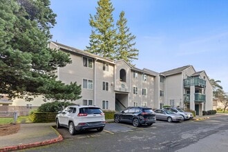 Fircrest in Portland, OR - Foto de edificio - Building Photo