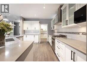 1432 Argyle St in Coquitlam, BC - Building Photo - Building Photo