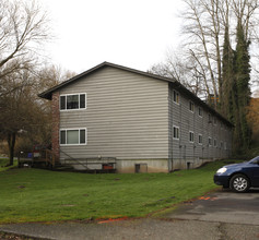 Glen Alden Apartments in Portland, OR - Building Photo - Building Photo