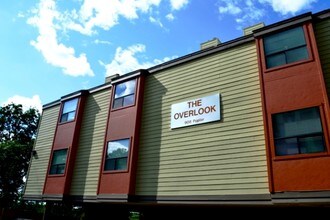 The Overlook in Austin, TX - Building Photo - Building Photo