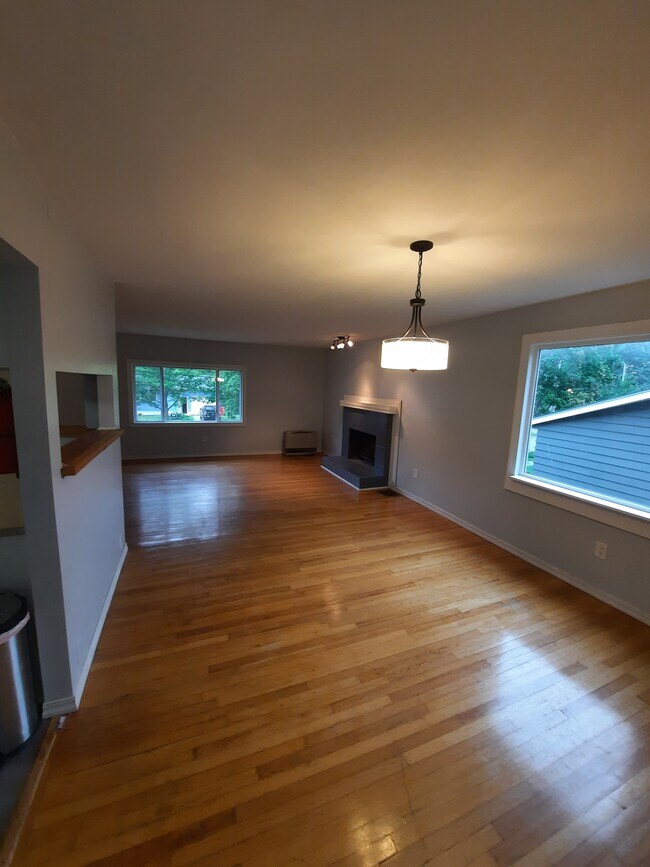 71 Venus Ave, Unit 71-A in Burlington, VT - Building Photo - Building Photo