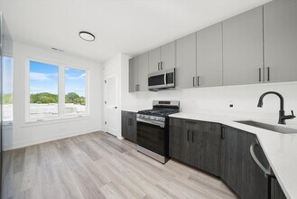 2030 Greenwood St in Evanston, IL - Building Photo - Building Photo